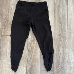 EUC Athleta Girl Ruched Cropped Leggings